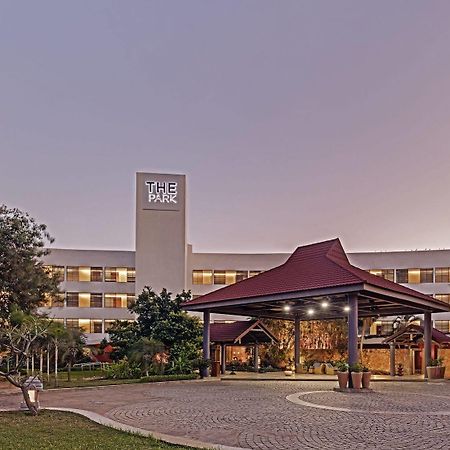 The Park Visakhapatnam Hotel Bagian luar foto