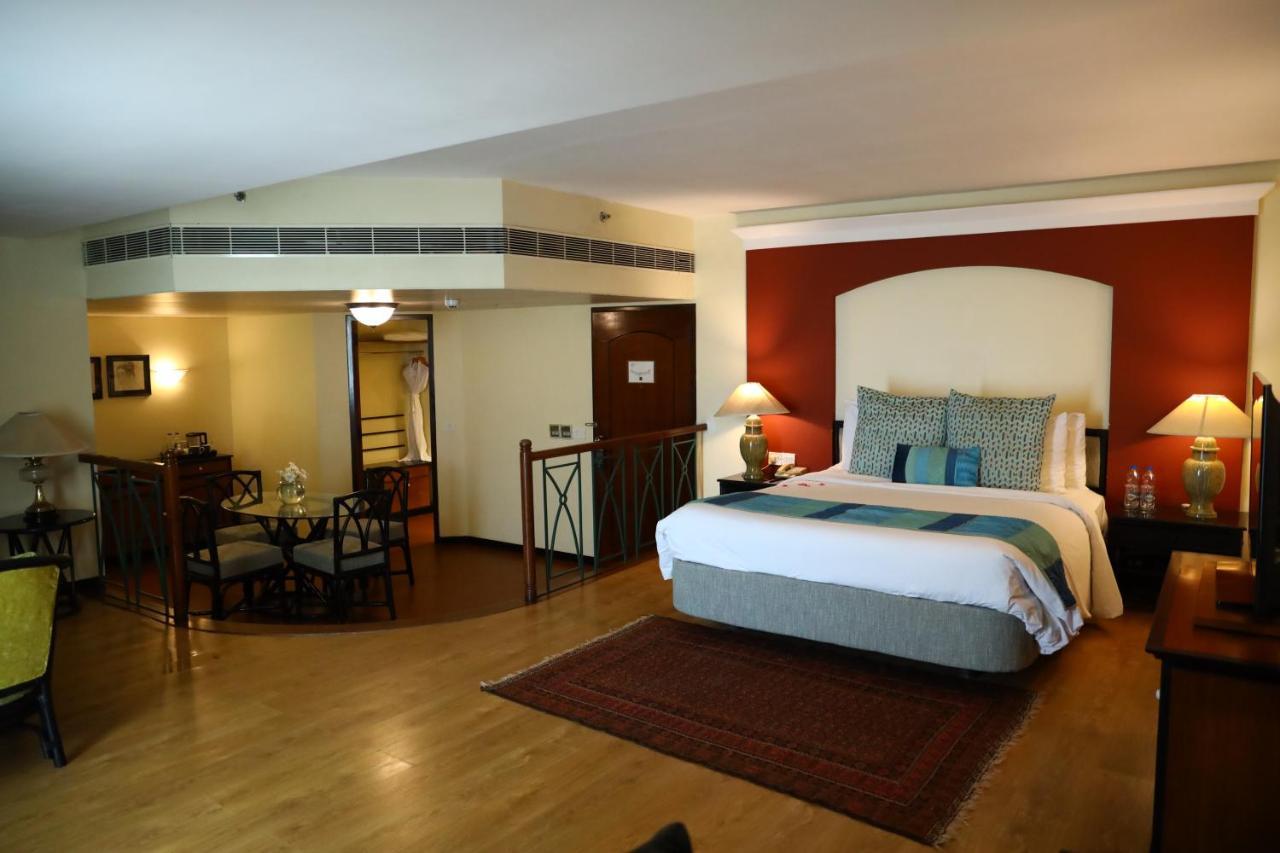 The Park Visakhapatnam Hotel Bagian luar foto