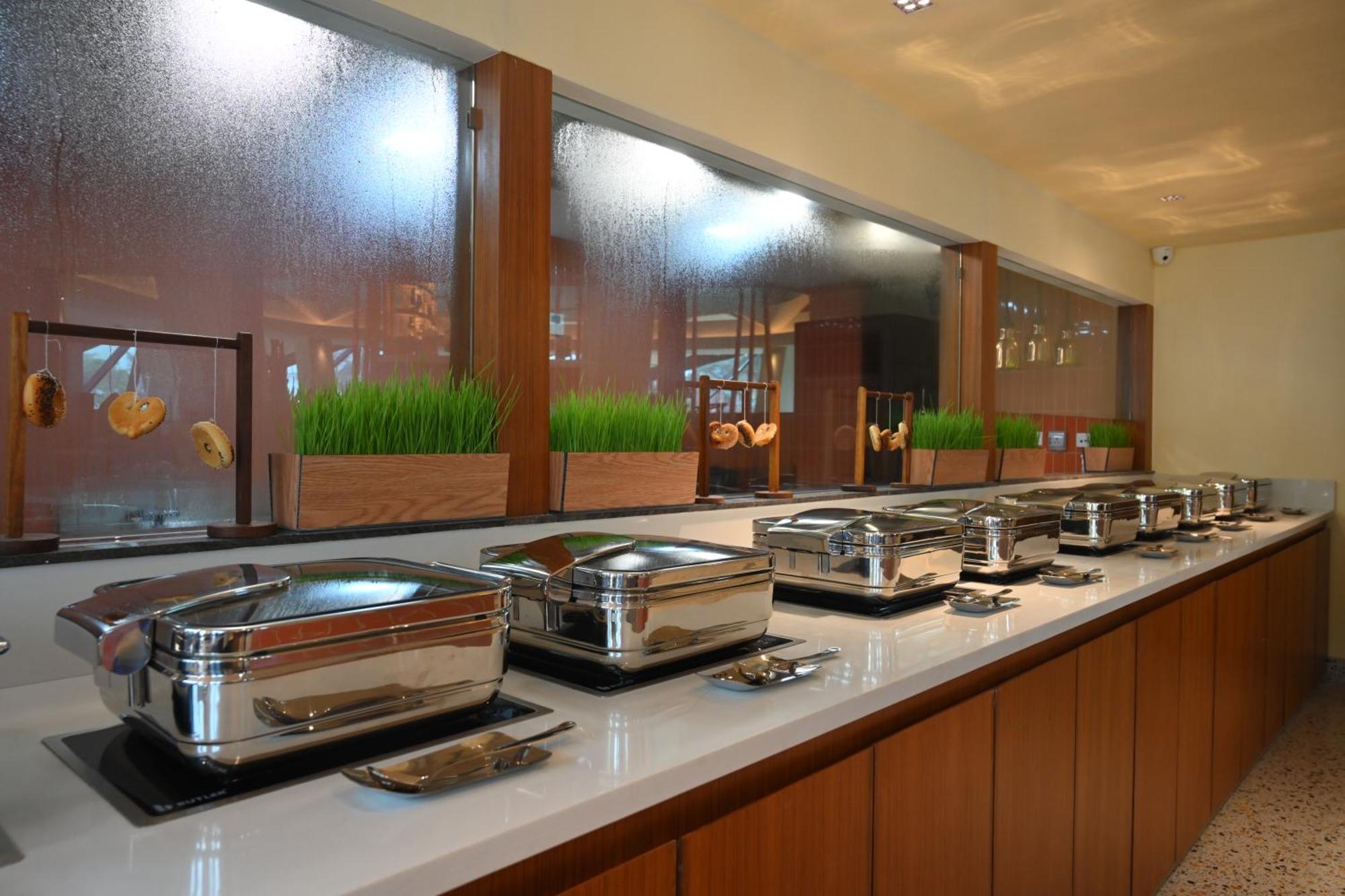 The Park Visakhapatnam Hotel Bagian luar foto